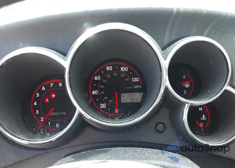 2006 Toyota Matrix from USA, damaged, VIN 2T1KR32E16C562352